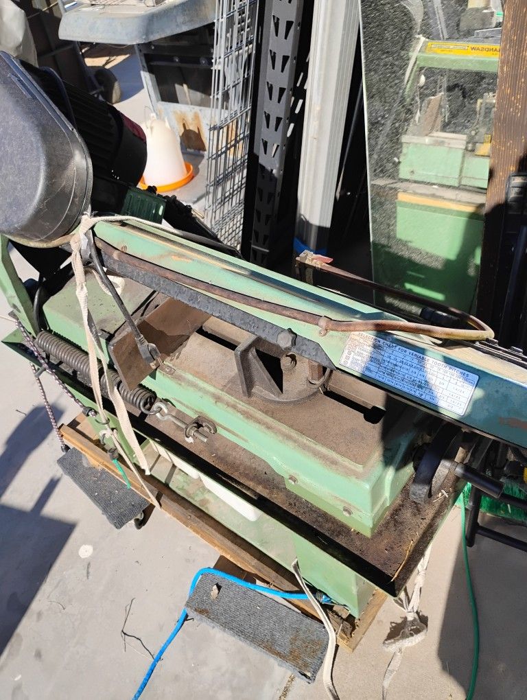 Metal Cutting Band Saw