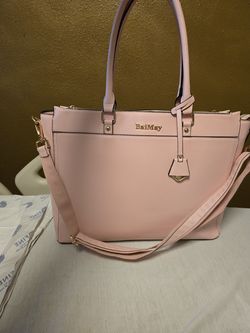 Pink 17 inch computer bag