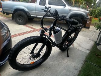 New black electric bikes