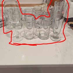 Assorted Glassware 