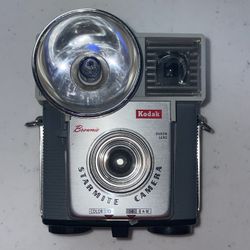 Kodak Brownie Starmite Camera.