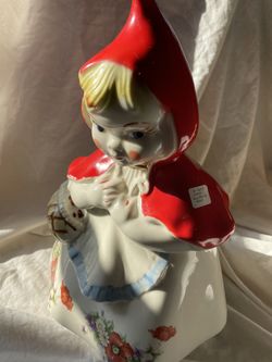  Little Red Riding Hood By Hull! Beautiful Vintage Piece
