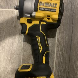 M18 Dewalt Impact Wrench Tool New