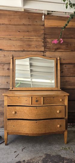 Vintage tiger eye dresser with mirror