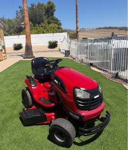 Craftsmen YTS4000 Riding Lawn Mower Tractor