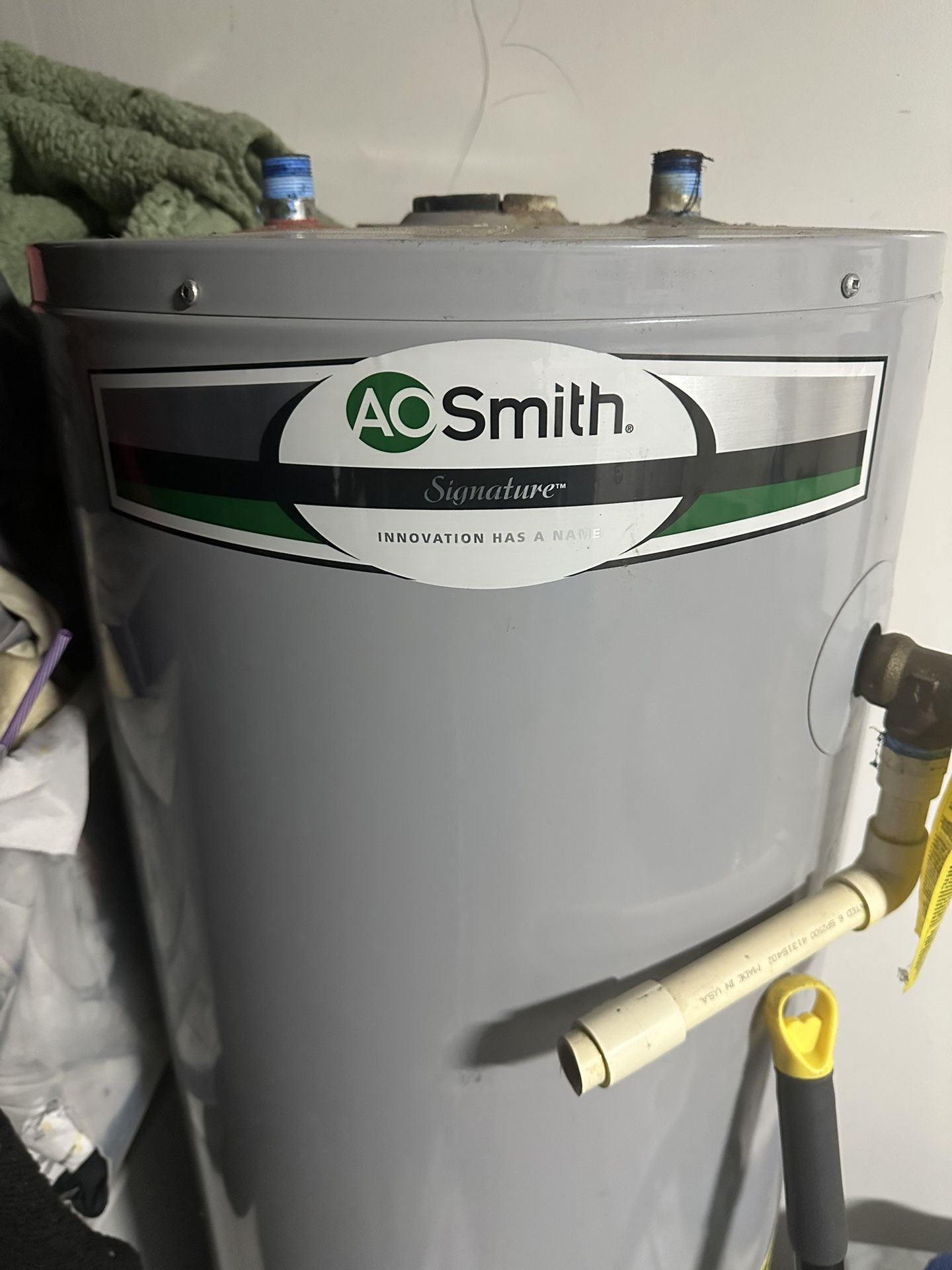 AC Smith Signature brand water heater