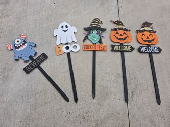 Halloween Wooden Decoration Stake $10 EACH