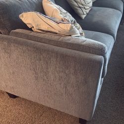 Couch/Sofa 