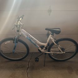 Pacific evolution Bike