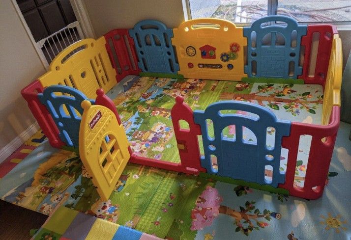 Dwinguler Large Kid's Castle Playpen MAT NOT INCLUDED
