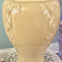 Anchor Hocking Cascade Glass -Baked Enamel-Shoreline Beige 16”-Floor/Table Vase. Vintage 1980’s. New! 