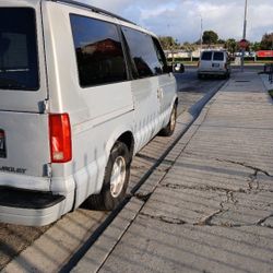 Chevy Astro Van 1997 $ 1,900