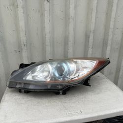 2010 2011 2012 2013 Mazda 3 Halogen Headlight Headlamp Left Driver Side LH Used Original OEM