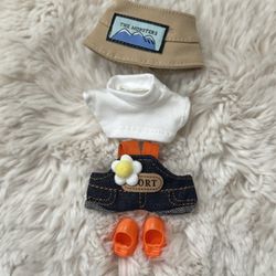 Labubu Fall in Wild Outfit