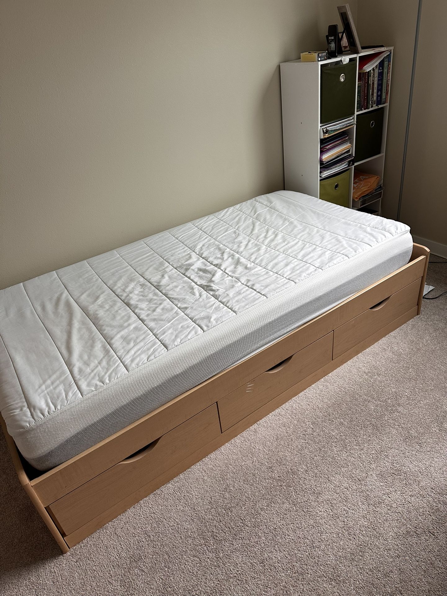 Twin Bed With 3 Drawers + Memory Foam Mattress  