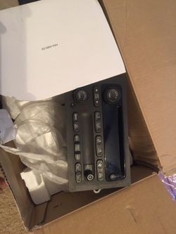 Chevy trailblazer radio and CD player. Make an offer