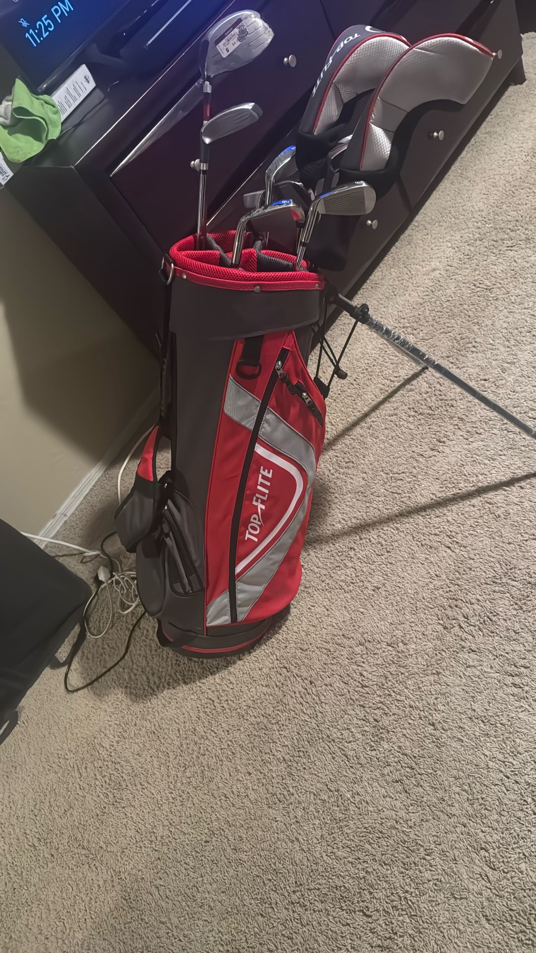 Top-Flite Golf Club Set with Stand Bag – Complete & Clean!