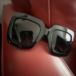 Pre-owned GUCCI oversized Sunglasses