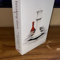 Breaking dawn by Stephenie Meyer