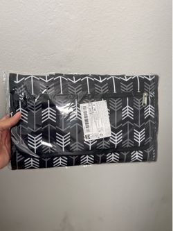 Portable changing pad