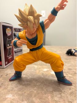 Super sayin Goku figure