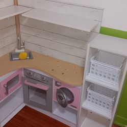 Kids Play Kitchen