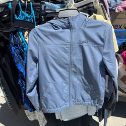 Wind breaker
