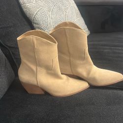 Steve Madden boots