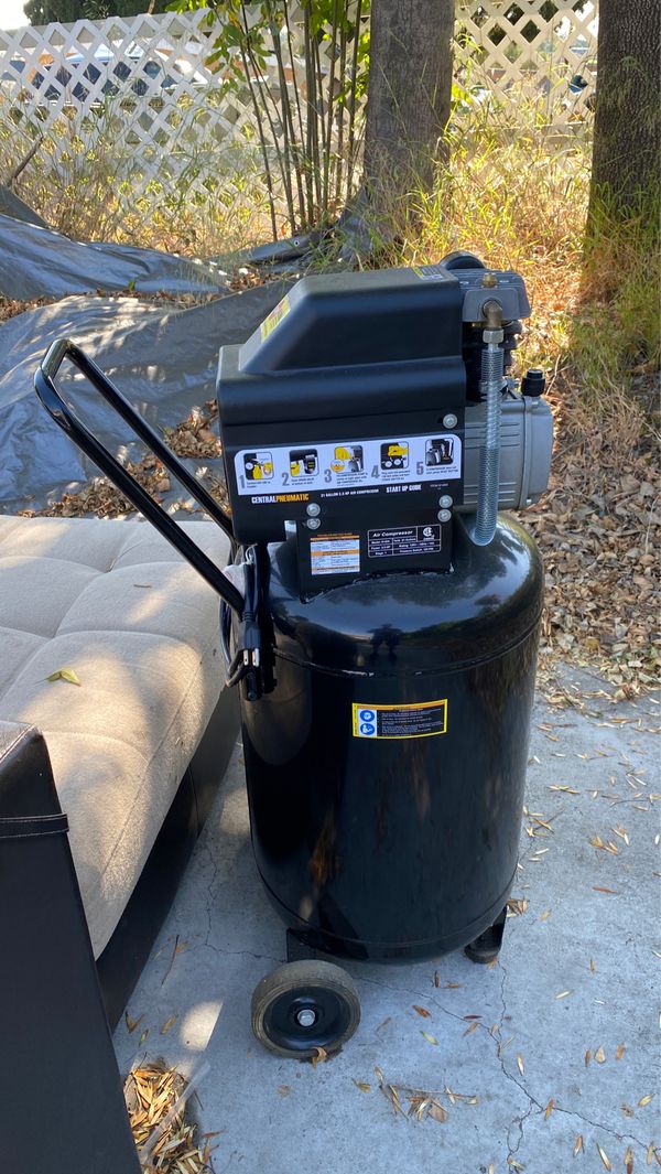 Harbor freight 21 gal air compressor. Non working for Sale in Spring