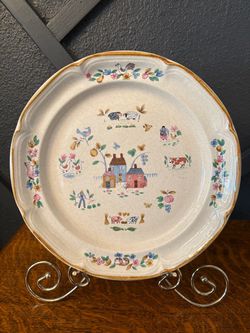 Beautiful set of two plates