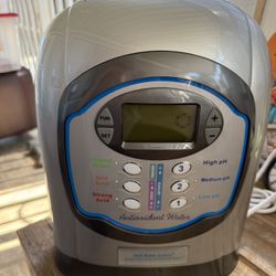 Water Ionizer *MAKE AN OFFER*