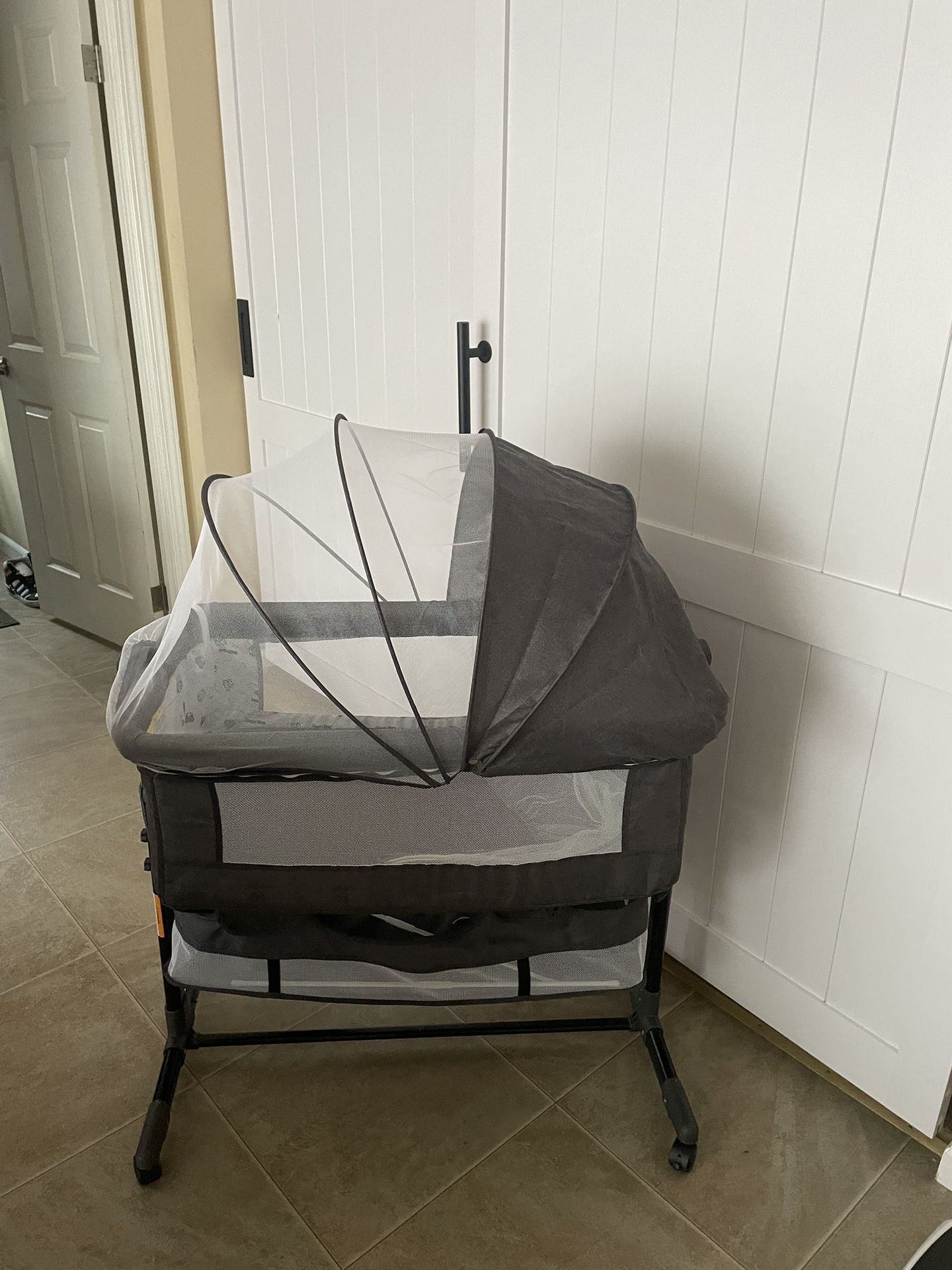 Bassinet (Yadaqe)