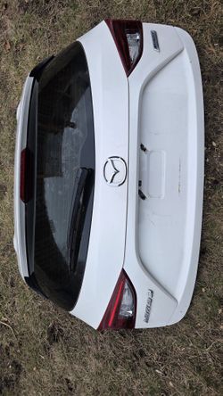 Trunk/Hatch/Tailgate Hatchback With Rear View Camera Fits 14-18 MAZDA 3