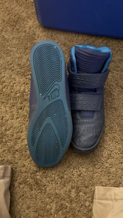 Midnight Blue Nike Fly steppers 