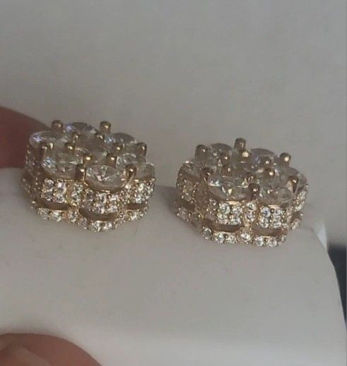 Real 925 Sterling Sliver and Moissanite Flower Earrings 5.0cttw 