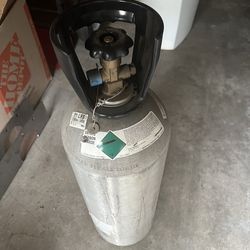 20 lbs aluminum Co2 bottle filled with gas