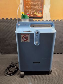 EverFlo Oxygen Machine