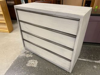 RESTORATION HARDWARE Bezier Grey Oak & Pewter 4-Drawer Dresser