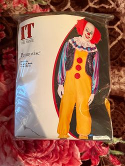 IT Pennywise Halloween Costume 🤡