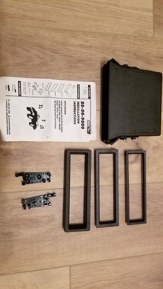 METRA CAR STEREO INSTALLATION KIT (88-00-9000)