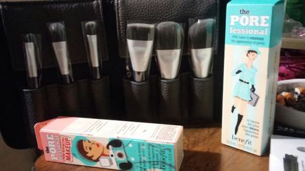 Sephora brushes w make-up