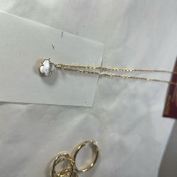 14 Kt Genuine Gold Pendant & Necklace 