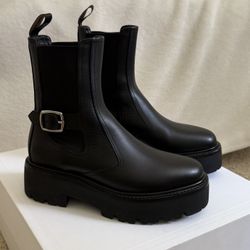 Celine Bulky Chelsea Boots