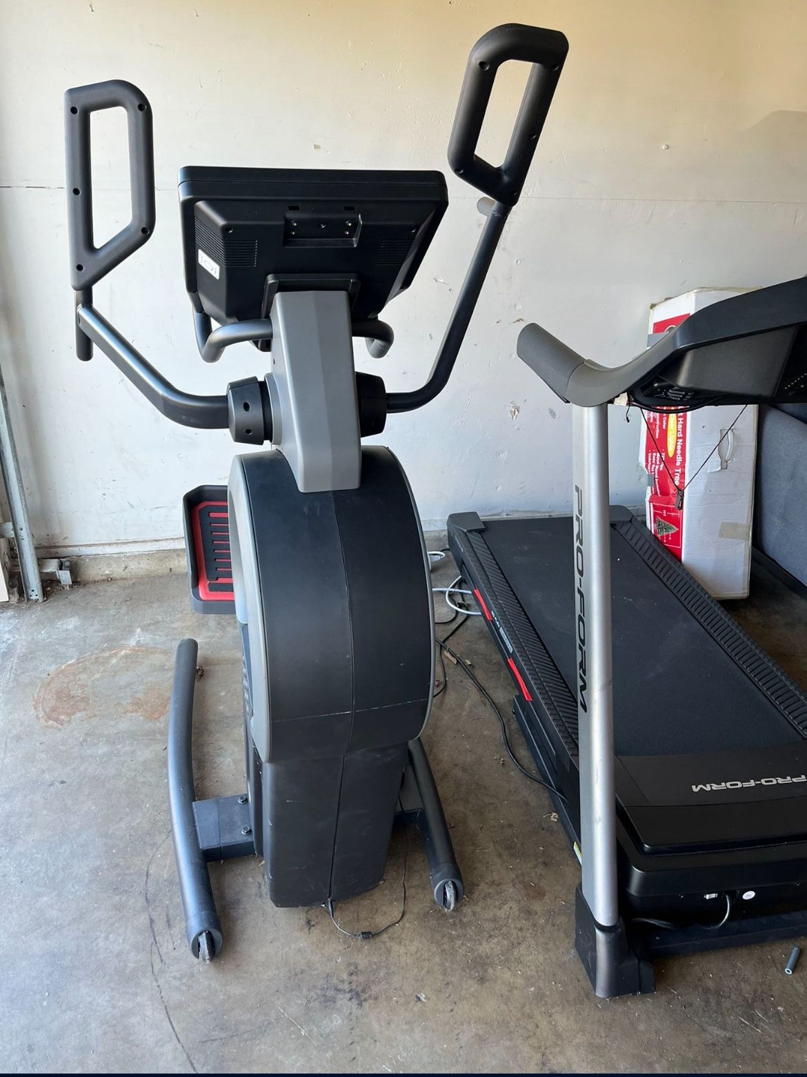 Treadmill && Elliptical