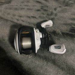 Abu garcia bait caster 