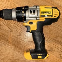FOR SALE: DEWALT DCD985 20V HAMMER DRILL (AS-IS)