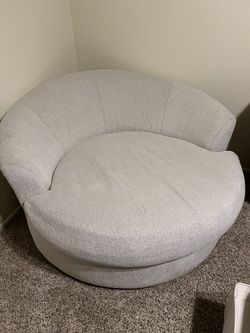 360 Rotating Swivel Chair (Size Of Small Couch)