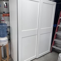 Freestanding closet