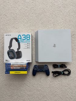 Glacier White PS4 Pro Lot