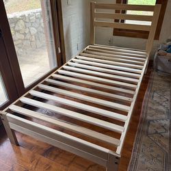 Free Twin wood bed